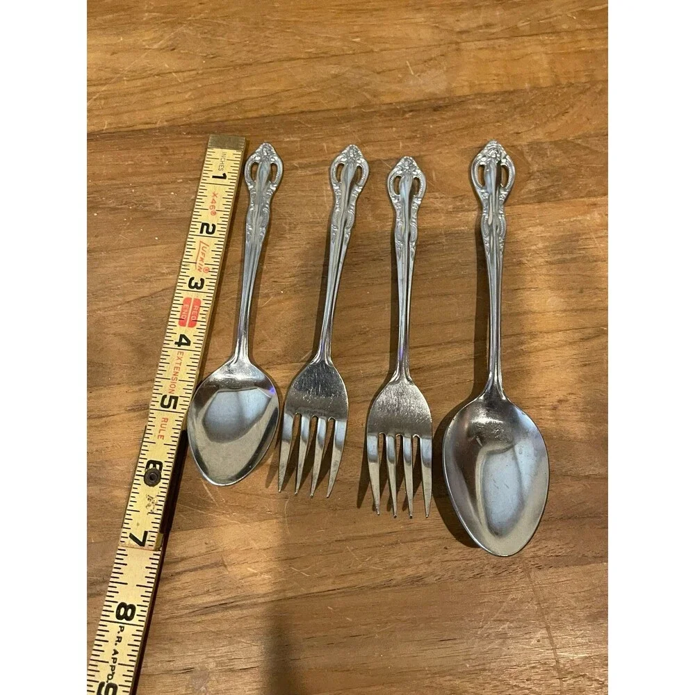 4 piece Oneida Community Stainless - BRAHMS flatware